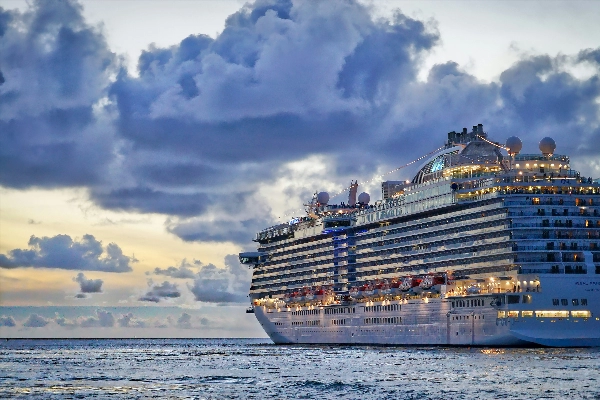 Cruise ship
